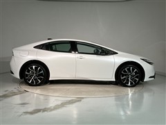 プリウス PHEV Z