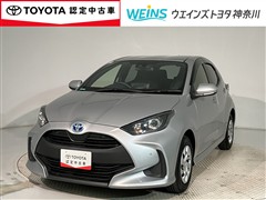 ヤリス ハイブリッド X