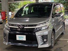 トヨタ　ヴォクシー ZS キラメキ2 7ニン