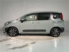 シエンタ HEV G 7ニンノリ