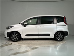 シエンタ HEV Z 7ニンノリ