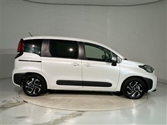 シエンタ HEV G 7ニンノリ