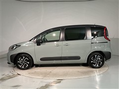 シエンタ Z 7ニンノリ