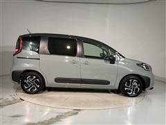 シエンタ Z 7ニンノリ