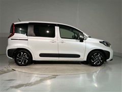 シエンタ HEV Z 7ニンノリ