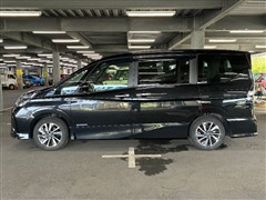 セレナ e-パワー ハイウェイスターV