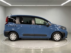 シエンタ HEV G 5ニンノリ