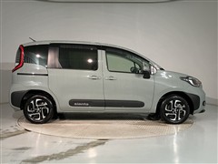 シエンタ HEV Z 4WD 7ニンノリ