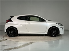 GRヤリス RS