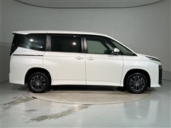 ヴォクシー HEV S-Z 4WD