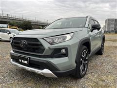 トヨタ RAV4 アドベンチャー 4WD