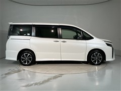 ヴォクシー ZS キラメキ2 7ニン