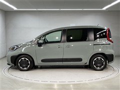 シエンタ HEV Z 5ニンノリ