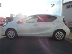 アクア Sスタイルブラック