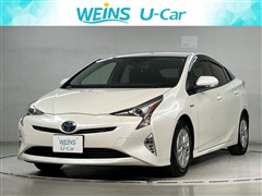 プリウス Sセーフティプラス