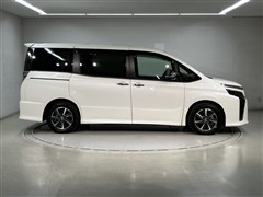 ヴォクシー ZS キラメキ3 7ニン