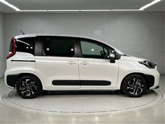 シエンタ HEV Z 5ニンノリ