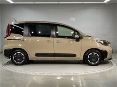 シエンタHV Z 7ニン