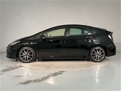 プリウス SツーリングSEL G's