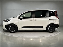 シエンタ HEV Z 7ニンノリ