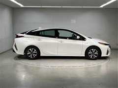 プリウスPHV Aプレミアム