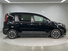 シエンタ HEV Z 5ニンノリ