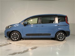 シエンタ HEV Z 5ニンノリ