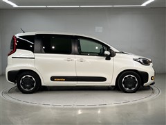 シエンタ HEV Z 5ニンノリ