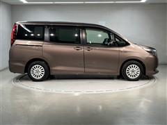 ノア ハイブリッド G