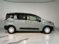 シエンタ HV X 5ニン