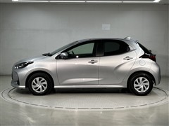 ヤリス ハイブリッド G