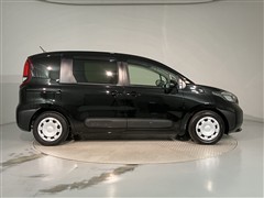 シエンタ HV G 7ニンノリ