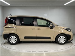 シエンタ HEV G 5ニンノリ