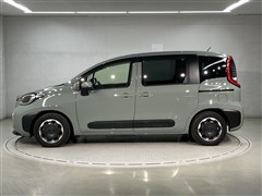 シエンタ HEV Z 7ニンノリ