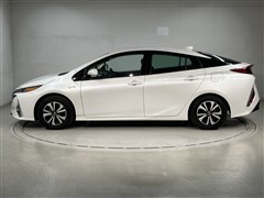 プリウスPHV Aプレミアム