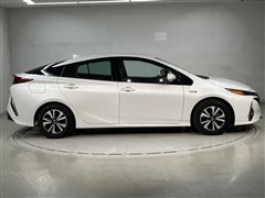 プリウスPHV Aプレミアム