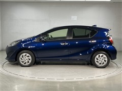 アクア S スタイルブラック