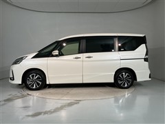 セレナ e-パワー ハイウェイスターV