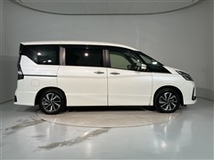 セレナ e-パワー ハイウェイスターV