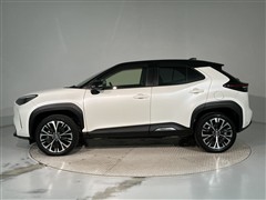 ヤリスクロス HV Z