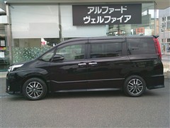 ノア Si WxB 8ニンノリ