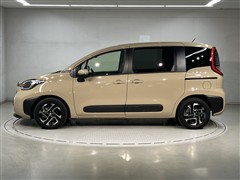 シエンタ HEV Z 5ニンノリ