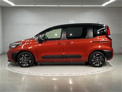 シエンタ HEV G 5ニンノリ