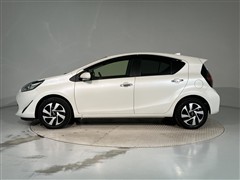 アクア S スタイルブラック