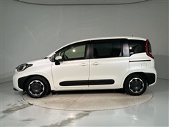 シエンタ HV Z 7ニン