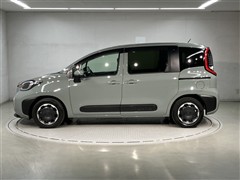 シエンタ HEV Z 5ニンノリ