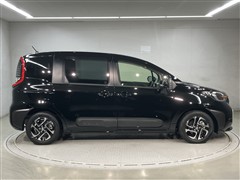 シエンタ HEV Z 5ニンノリ