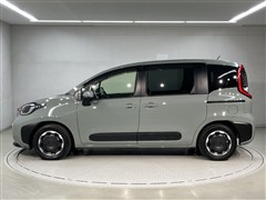 シエンタ HEV Z 5ニンノリ