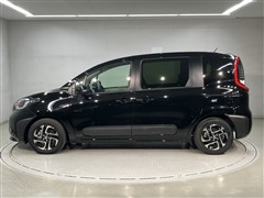 シエンタ HEV Z 5ニンノリ