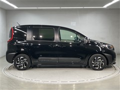 シエンタ HEV Z 5ニンノリ